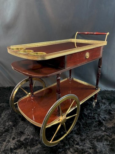 Servante roulante, bar chariot, bar rolling en bois vernis acajou et laiton 1970