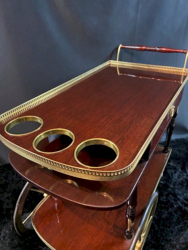 Servante roulante, bar chariot, bar rolling en bois vernis acajou et laiton 1970