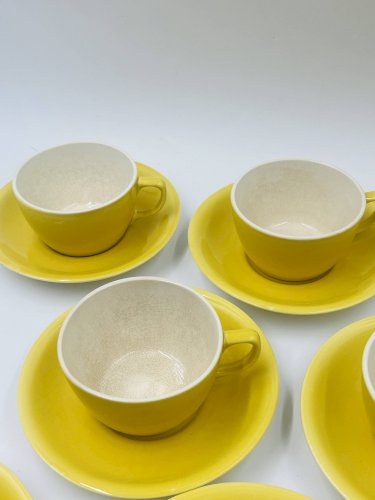 Service 10 tasses jaune Boch Belgique vintage