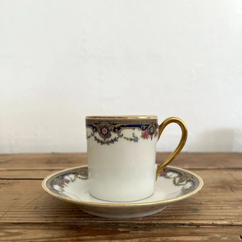 Service à café en porcelaine fine
