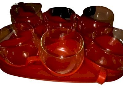 Service à café rouge et son plateau vintage des années 70