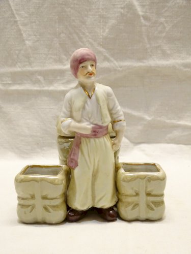 -SERVICE A CONDIMENTS STYLE ORIENTAL SALIERE POIVRIERE MOUTARDIER PORCELAINE   D