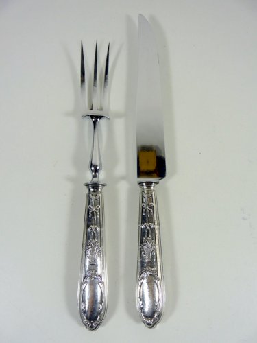 Service à découper XIX° manches argent fourré sculpté Louis XVI, poinçons, boîte