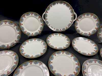 dot
