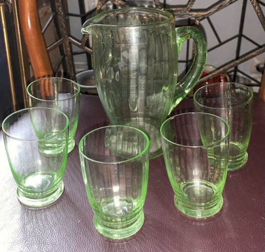 service à eau en verre soufflé ouraline uralin 1900's