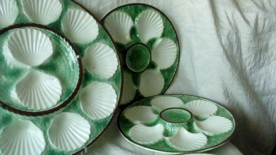 SERVICE A HUITRES  CRUSTACES EN BARBOTINE LONGCHAMP  FRANCE*