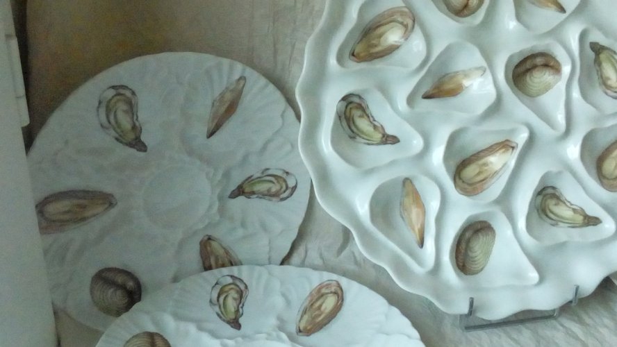 SERVICE A HUITRES CRUSTACÉS EN PORCELAINE L'HIRONDELLE MEHUN S.SEVRES FRANCE*