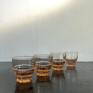 Vintage liquor service