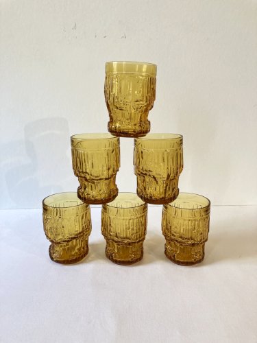 Service à orangeade en verre ambré texturé