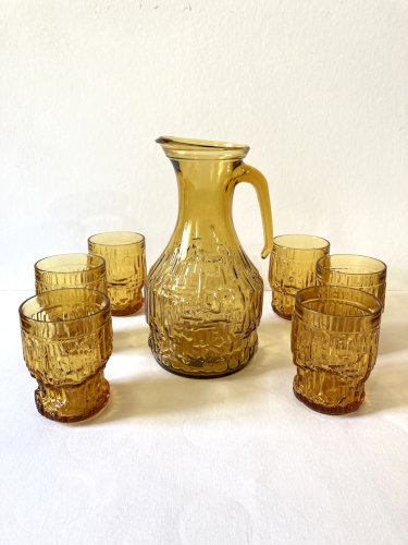 Service à orangeade en verre ambré texturé