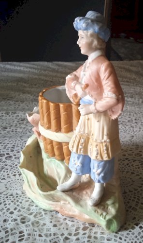 Service à tabac ancien, porcelaine biscuit peint polychrome Napoléon III