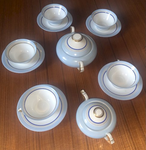 Service à thé porcelaine de Limoges art déco moderniste 1940's Camille Tharaud ?