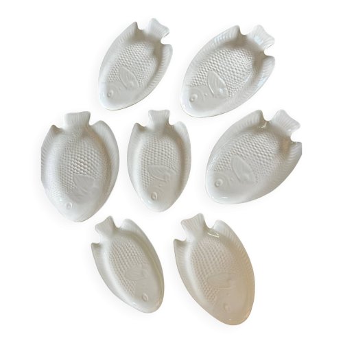 Service dassiettes et plat en porcelaine poisson