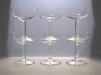 Set of 6 champagne glasses