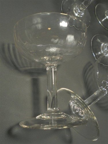 Service de 6 coupes à champagne