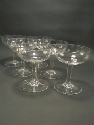 Service de 6 coupes à champagne