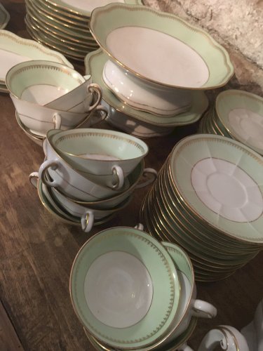 Service de table en  porcelaine de limoges nardon/lafarge
