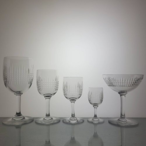 Service de verres 30 pièces en cristal de Baccarat modèle Nancy