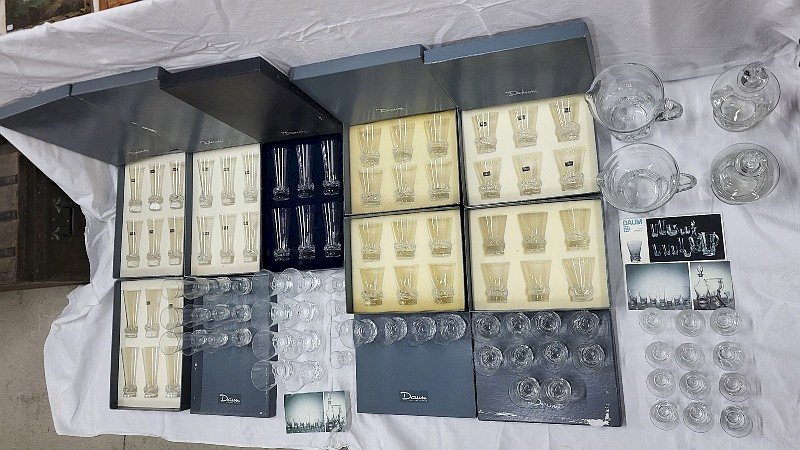 SERVICE DE VERRES DAUM FRANCE SORCY DE 99 PIECES