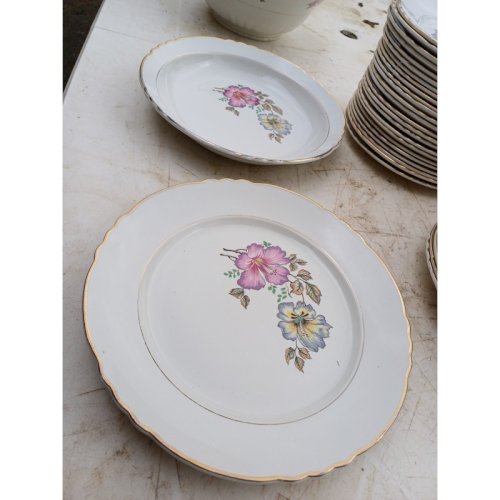 Service en Porcelaine  Orchies Moulin des Loups 