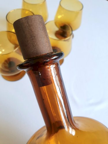 Service en verre ambré années 70