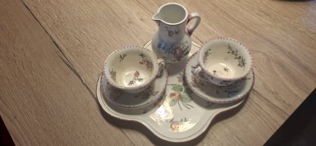 Gien service pattern Marseille 19th century