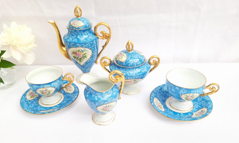 Service tête à tête porcelaine baroque style Victorien