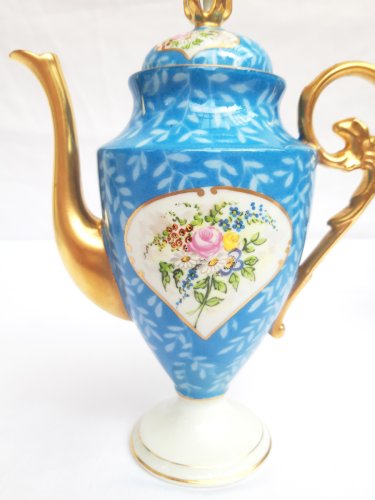 Service tête à tête porcelaine baroque style Victorien