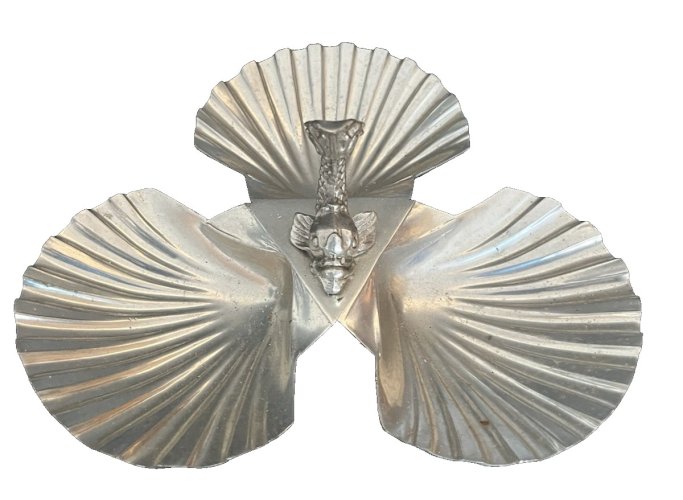 serviteur à 3 compartiments en étain fin Normand J.N. prise poisson