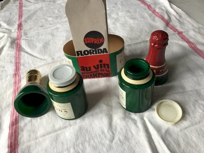 SET COMPLET MOUTARDIER FLORIDA EPERNAY BOUTEILLE CHAMPAGNE EN VERRE POT MOUTARDE