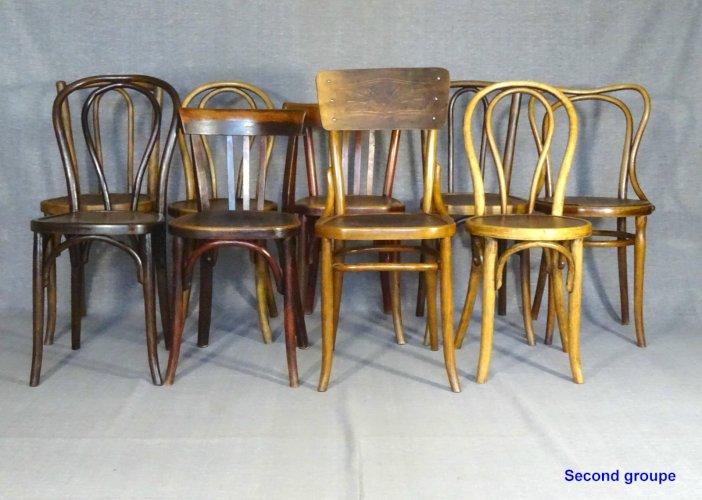 Set de 24 chaises bistrot dépareillées 1925 à 1955, Thonet, Kohn, Fischel & Co.