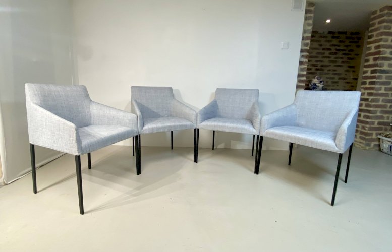Set  de 4 fauteuils design Arper Saari
