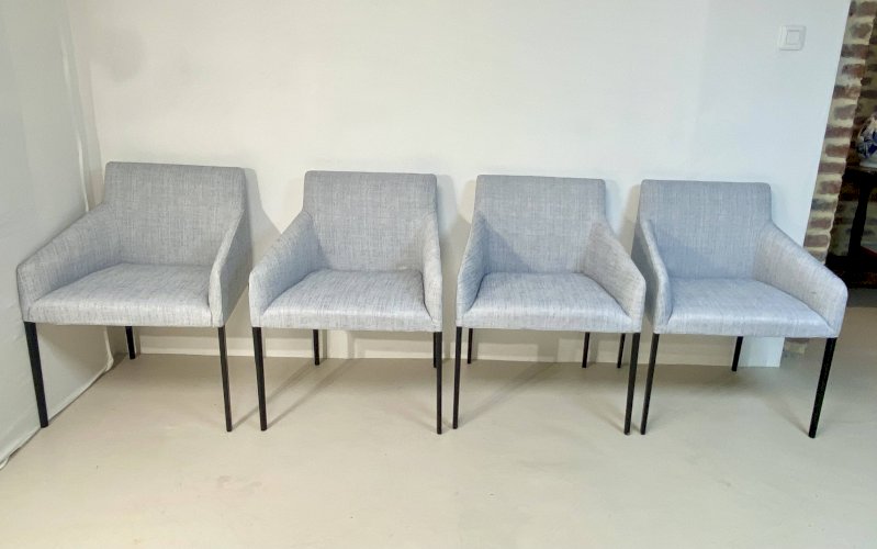 Set  de 4 fauteuils design Arper Saari