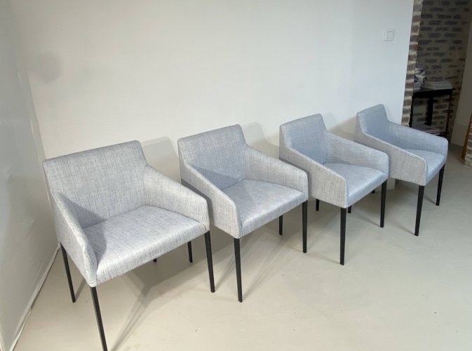 Set  de 4 fauteuils design Arper Saari