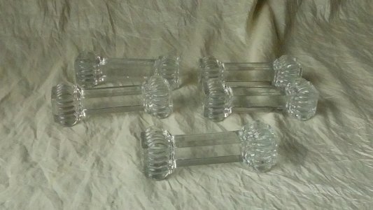 SET DE 5 PORTE COUTEAUX PORTIEUX EN CRISTAL*