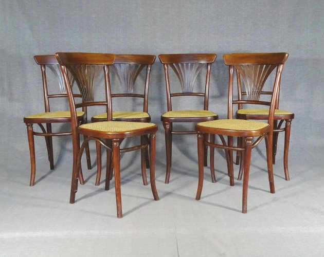 Set de 6 chaises cannées ,Thonet N°221 , vers 1910