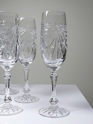 Set de 6 flûtes à champagne en cristal de Lorraine taillé main