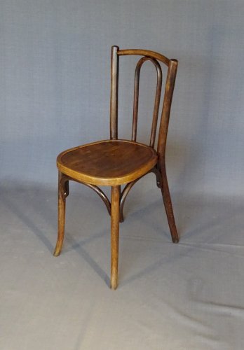 Set de 8 chaises bistrot dépareillées 1910 à 1950 Thonet Kohn... etc