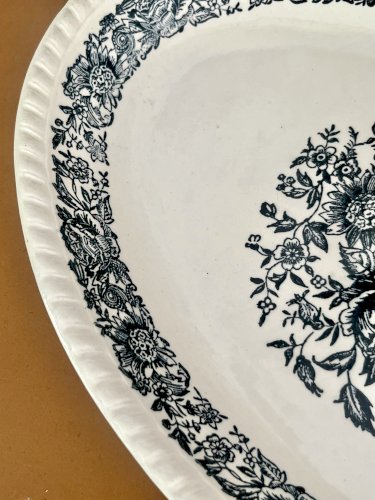 Shabby Chic - Lot n° 1 - Grand plat de service ovale Fleurs bleues  - 37 cm