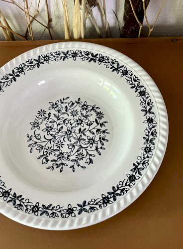  Shabby Chic - Lot n° 2 - Assiette creuse à ailes Fleurs bleues - 23,2 cm