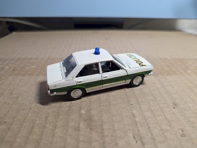 Shuco 1/43 - Audi 80  Polizei Police-TBE