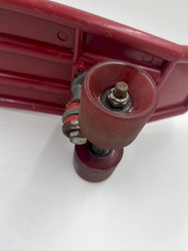 Skateboard rouge vintage