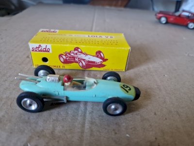 SOLIDO 135 LOLA V8 Climax F1 1.43- neuve boite d'époque