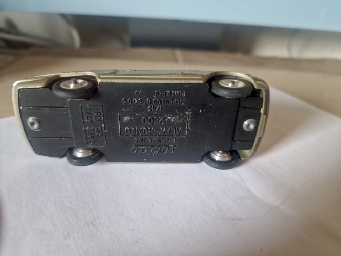 solido alfa romeo 2600 d'epoque bel etat