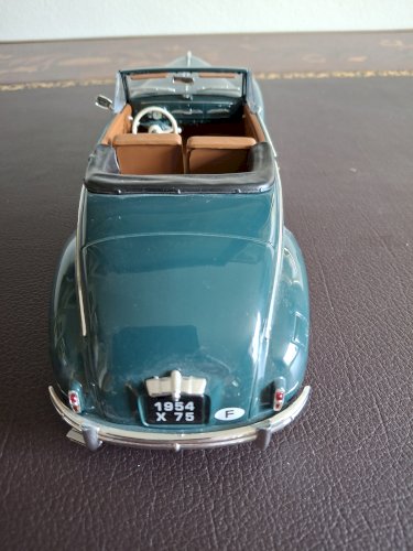 Solido Cabriolet Peugeot 203 1954 1:18