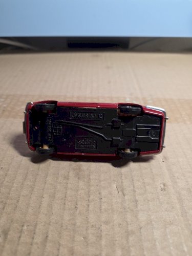 Solido série 100. Jaguar XJ12- TBE -n° 96