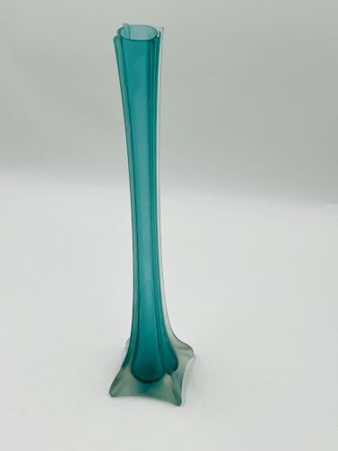 Soliflore verre turquoise style Murano forme Tour Eiffel