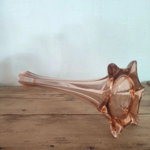 Soliflore vintage en verre rose