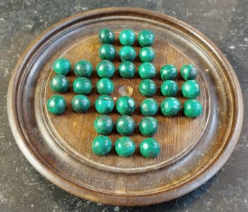 Solitaire MALCHITE Semi Precious Stone Wood Game 15CV 19/12