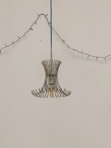 Sonia, la suspension en métal N°82